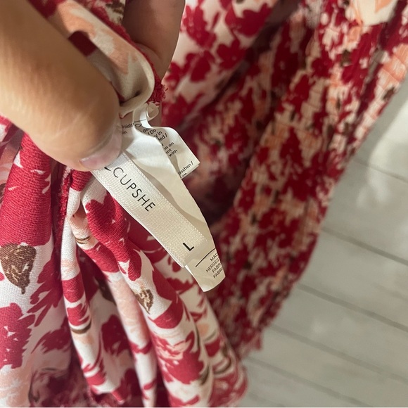 Cupshe Island Sun Red Bodycon Floral Print Smocked Ruffled Midi Dress Size L - Picture 4 of 4